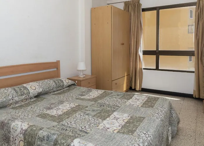 Estirpe, 3º-5 Appartement *